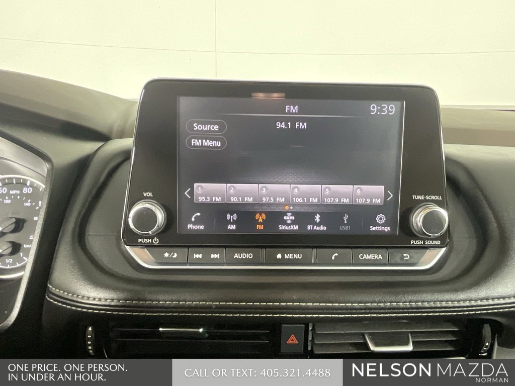 Used 2021 Nissan Rogue SV image 34