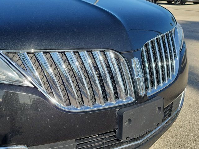 Used 2013 Lincoln MKX FWD image 11