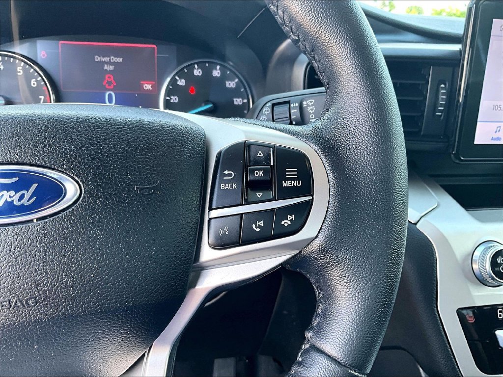 Used 2021 Ford Explorer XLT AWD/4WD image 15