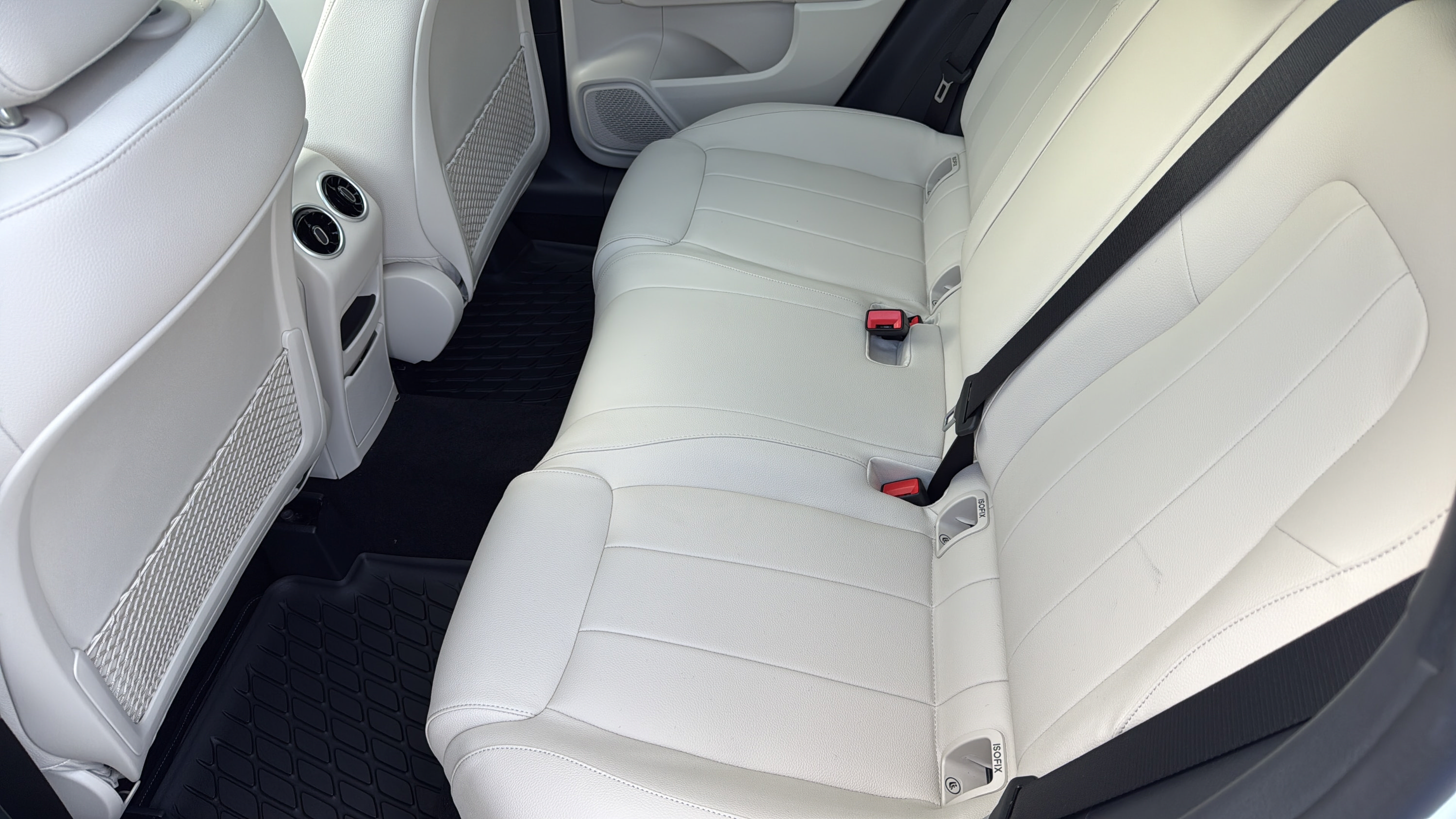 New 2026 Mercedes-Benz GLA 250 image 25