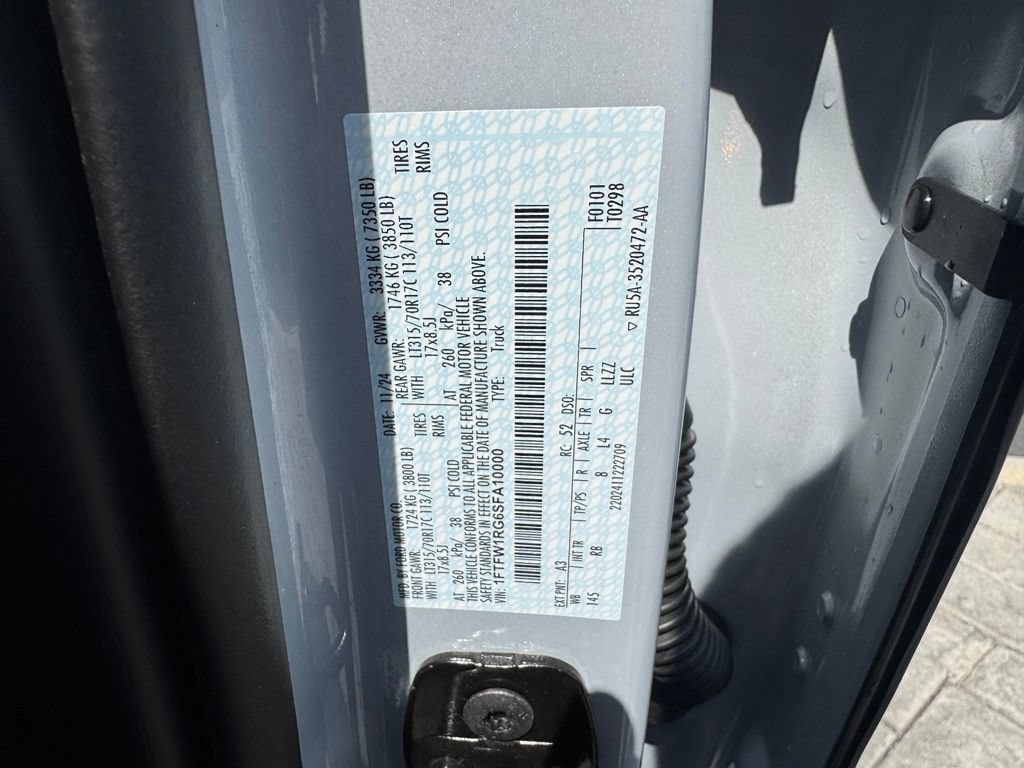 Used 2025 Ford F150 Raptor AWD/4WD image 26
