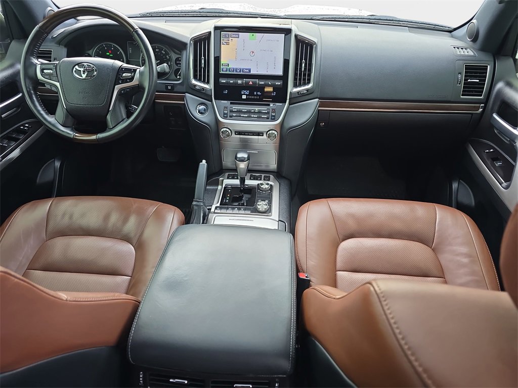 Used 2021 Toyota Land Cruiser image 9