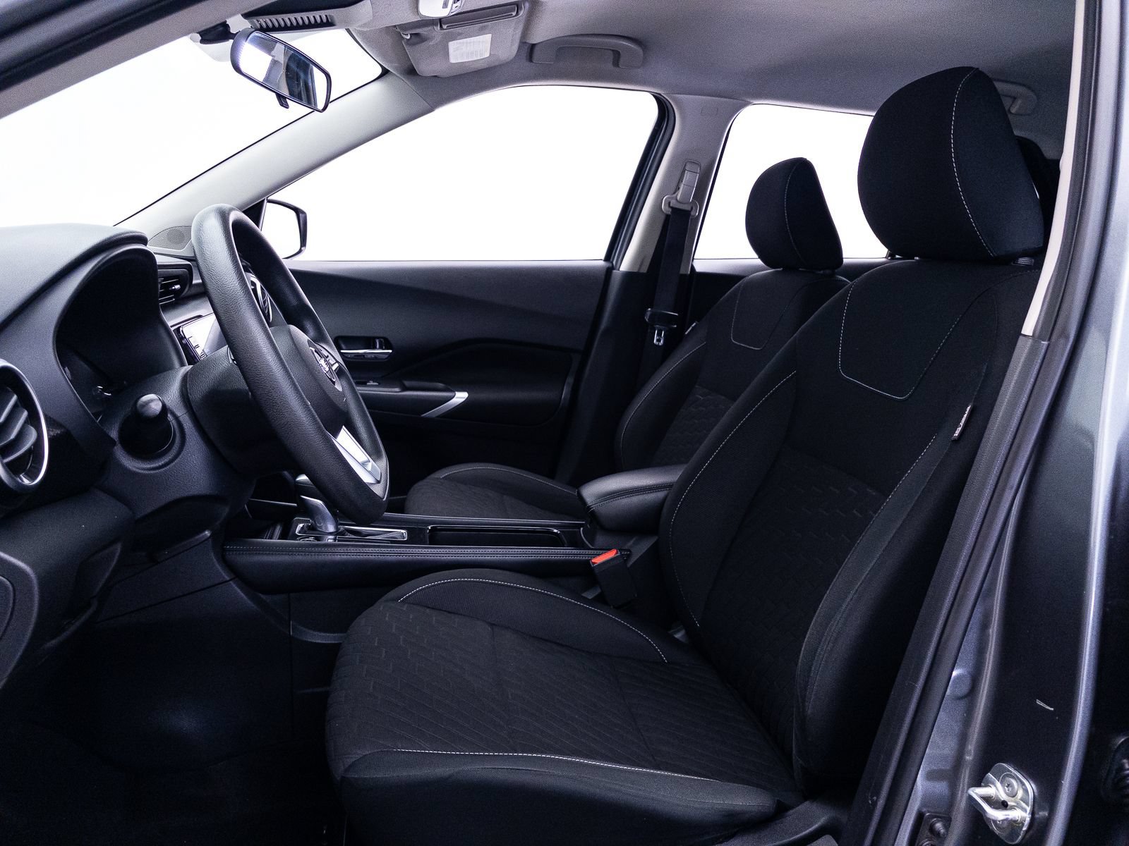 Used 2021 Nissan Kicks SV FWD image 17