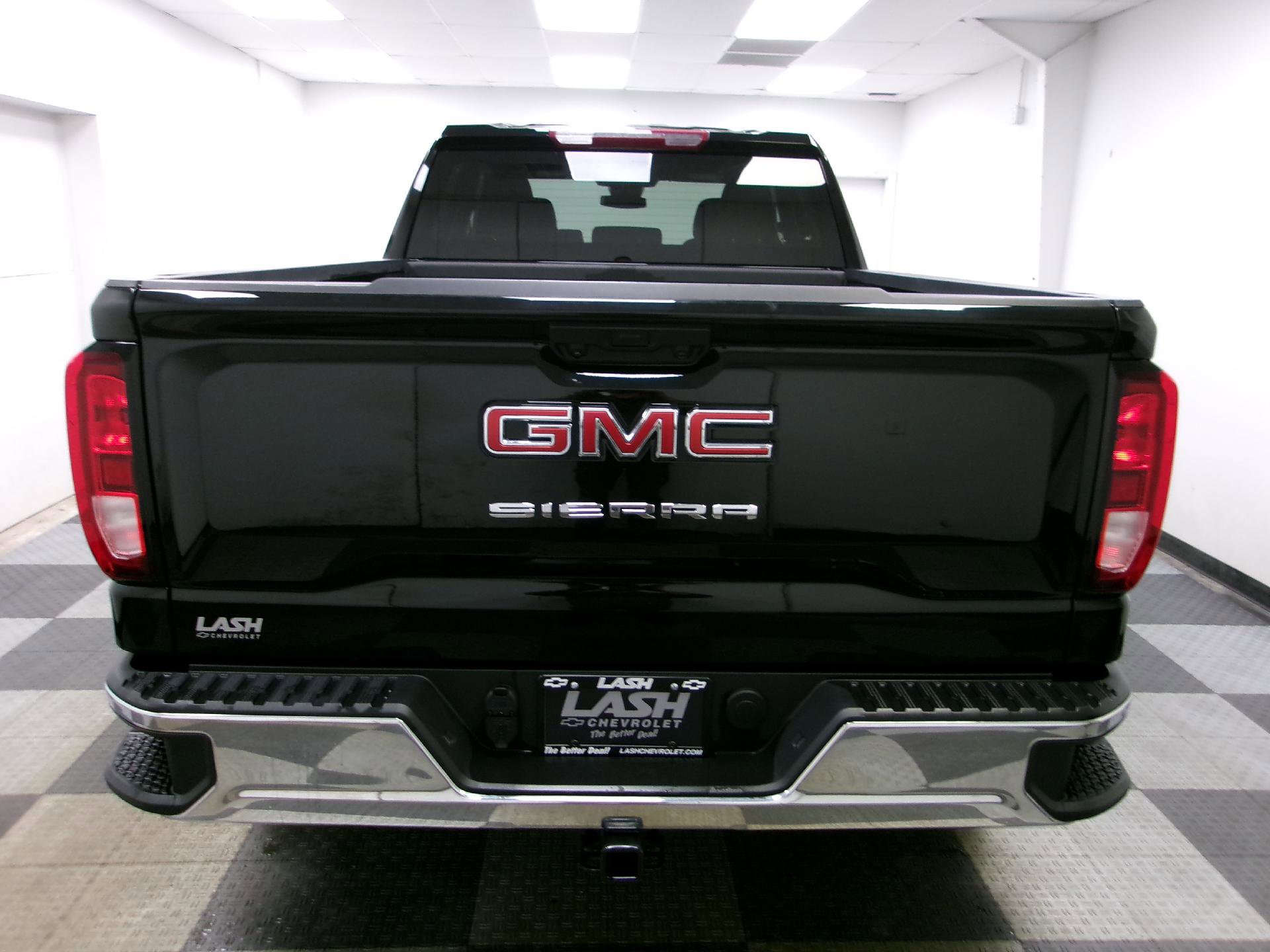 Certified 2024 GMC Sierra 1500 Pro w/ Pro Value Package image 12