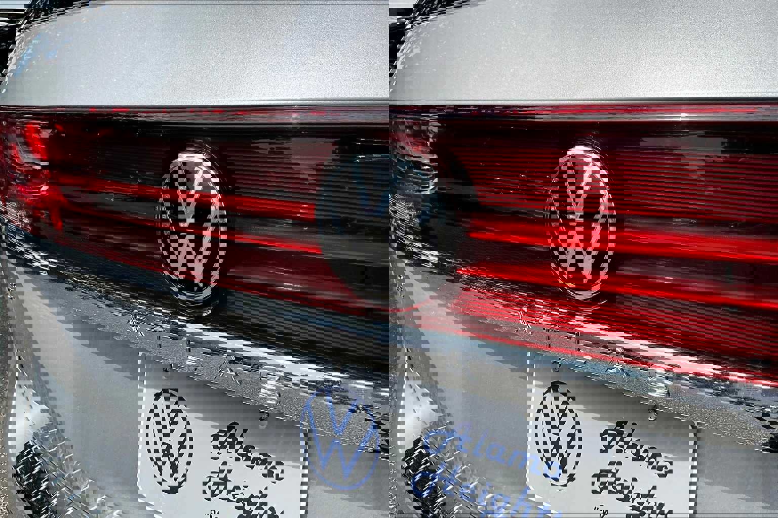 New 2026 Volkswagen Atlas SE image 15