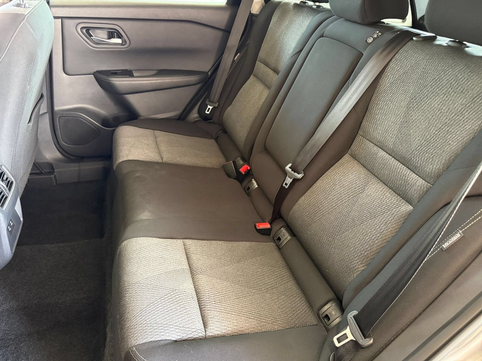 Used 2026 Nissan Rogue SV AWD/4WD image 27