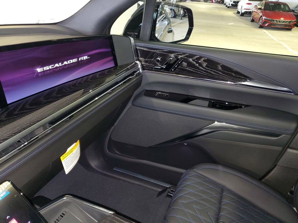 New 2026 Cadillac Escalade IQL Luxury AWD/4WD image 21