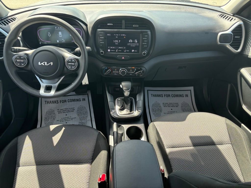 Used 2024 Kia Soul LX w/ Option Group 015 FWD image 15