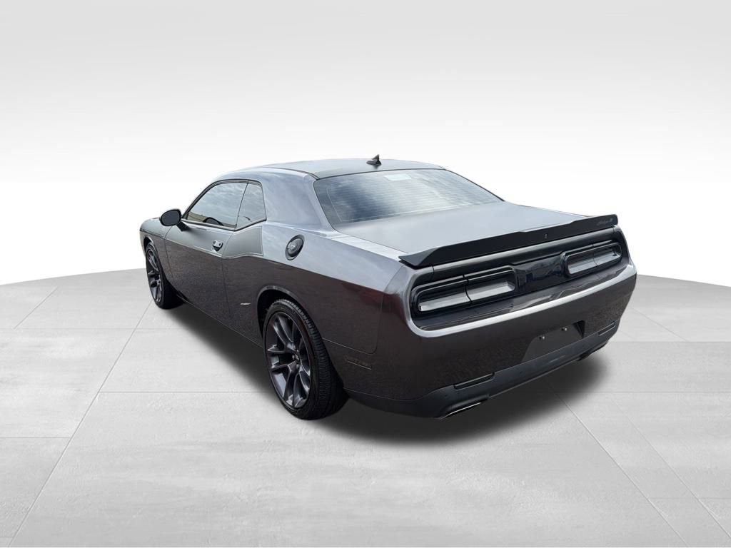 Used 2023 Dodge Challenger R/T w/ T/A Package image 3