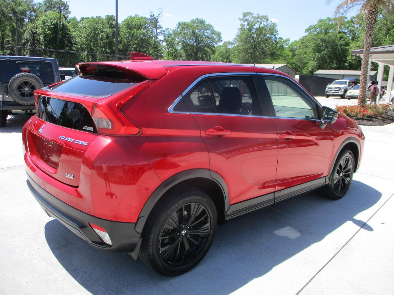 Used 2019 Mitsubishi Eclipse Cross LE image 9