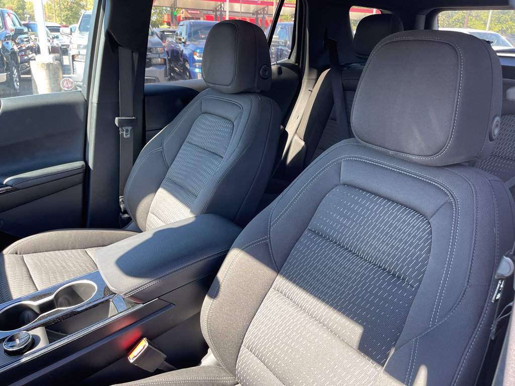 Used 2026 Chevrolet Equinox LT FWD image 14