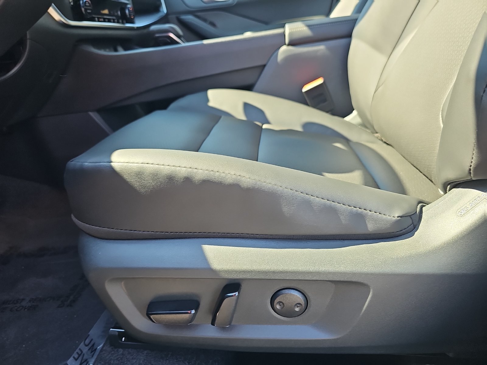New 2027 Nissan Rogue Dark Armor AWD/4WD image 28