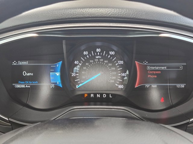 Used 2020 Ford Fusion SE image 11