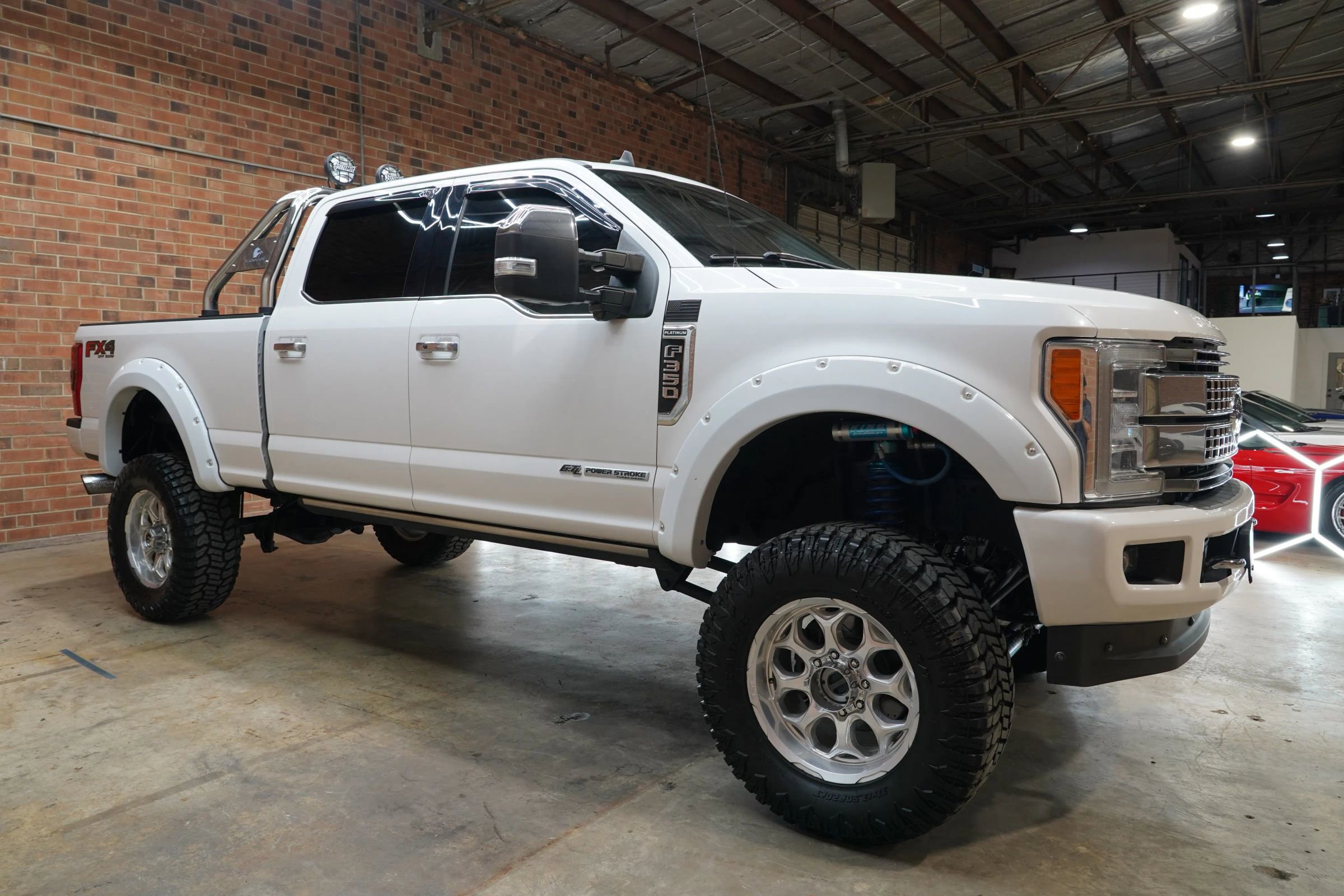 Used 2019 Ford F350 Platinum w/ Platinum Ultimate Package AWD/4WD image 2