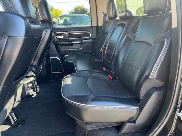 Used 2019 RAM 3500 Laramie image 17