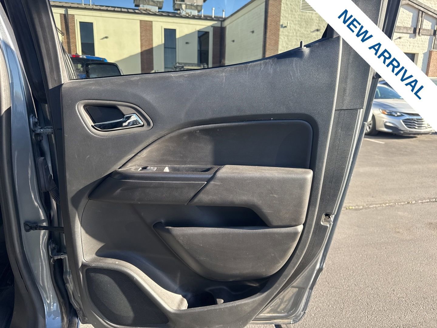 Used 2022 Chevrolet Colorado LT image 12