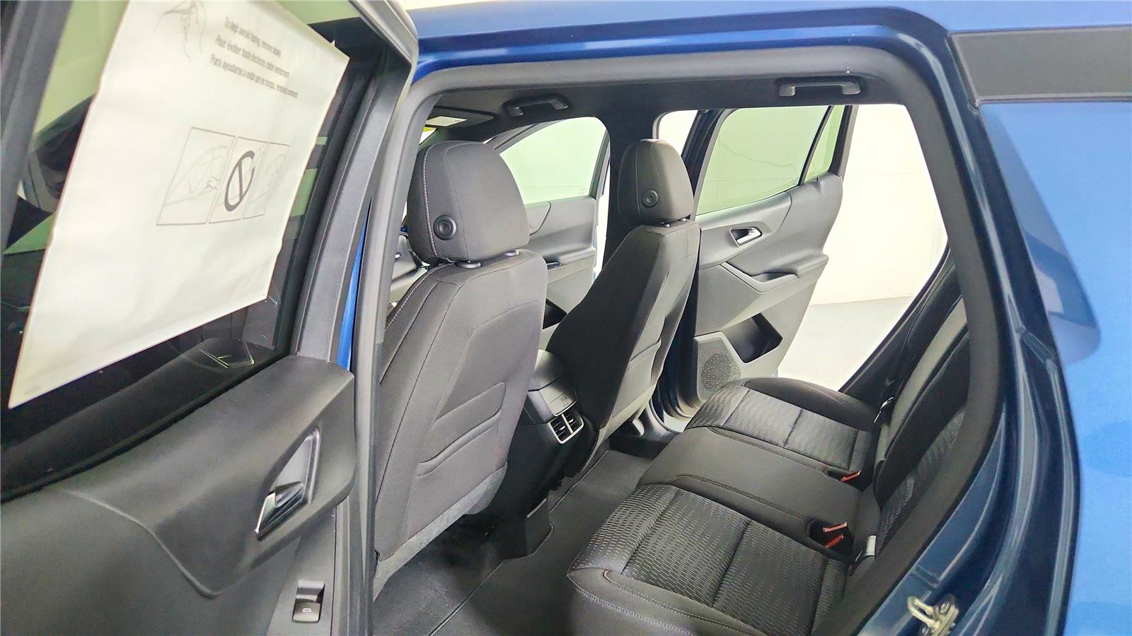 Used 2026 Chevrolet Equinox LT image 35
