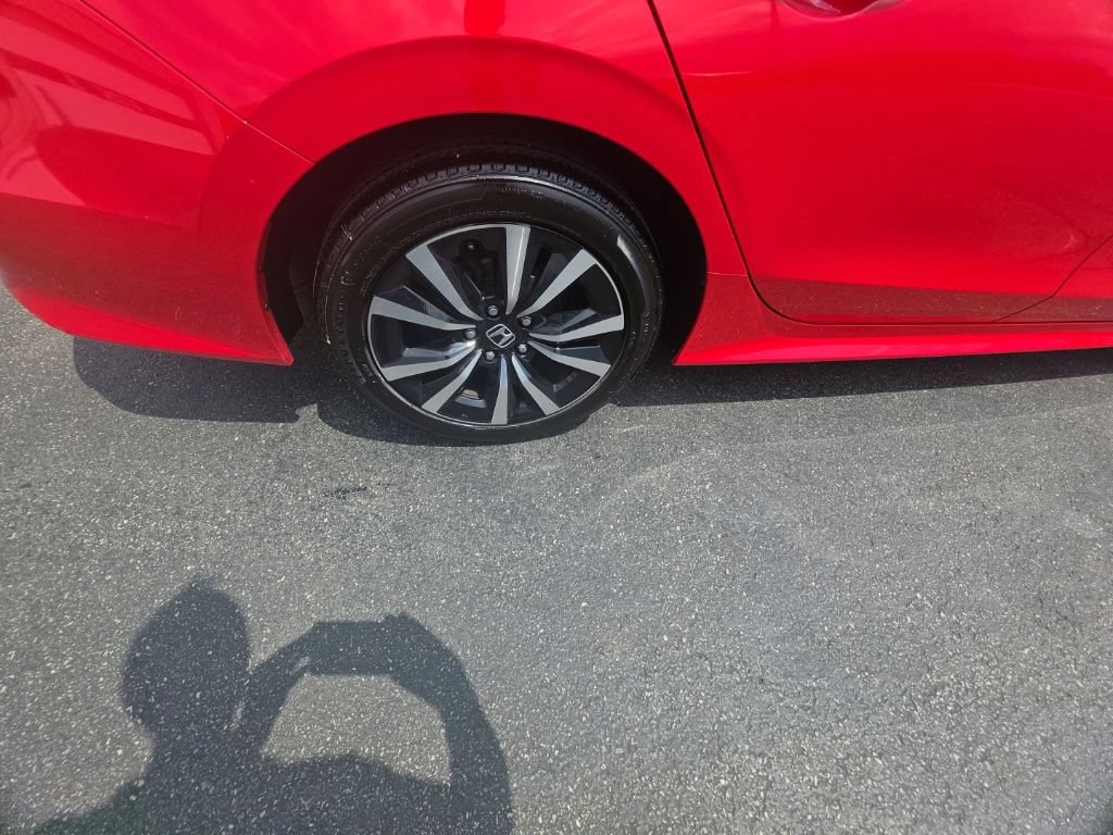 Certified 2024 Honda Civic EX image 9