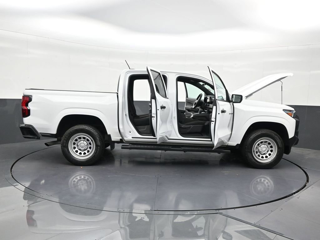Used 2024 Chevrolet Colorado W/T w/ WT Convenience Package II image 33