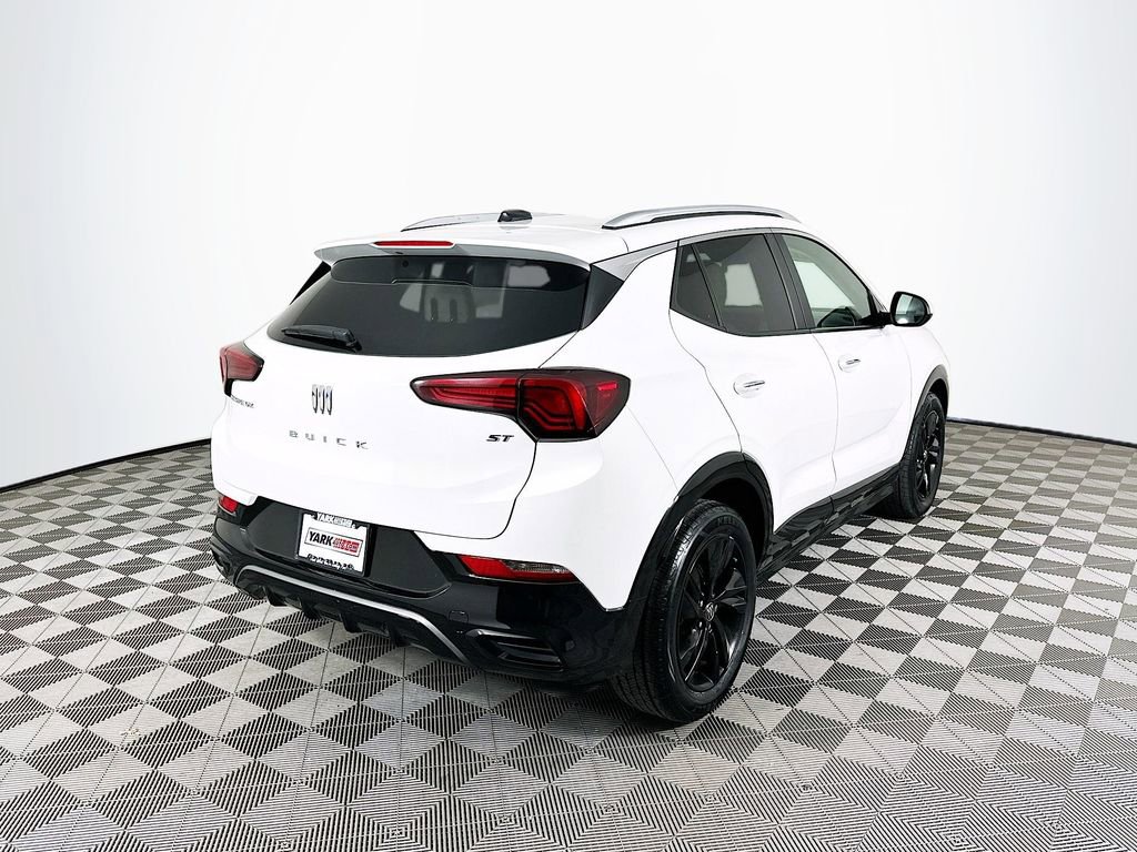 Used 2024 Buick Encore GX Sport Touring image 11