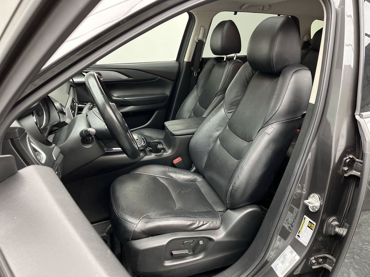 Used 2018 MAZDA CX-9 Touring w/ Touring Premium Package AWD/4WD image 10