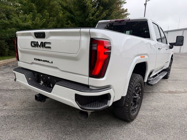 Used 2024 GMC Sierra 2500 Denali w/ Denali Reserve Package AWD/4WD image 3