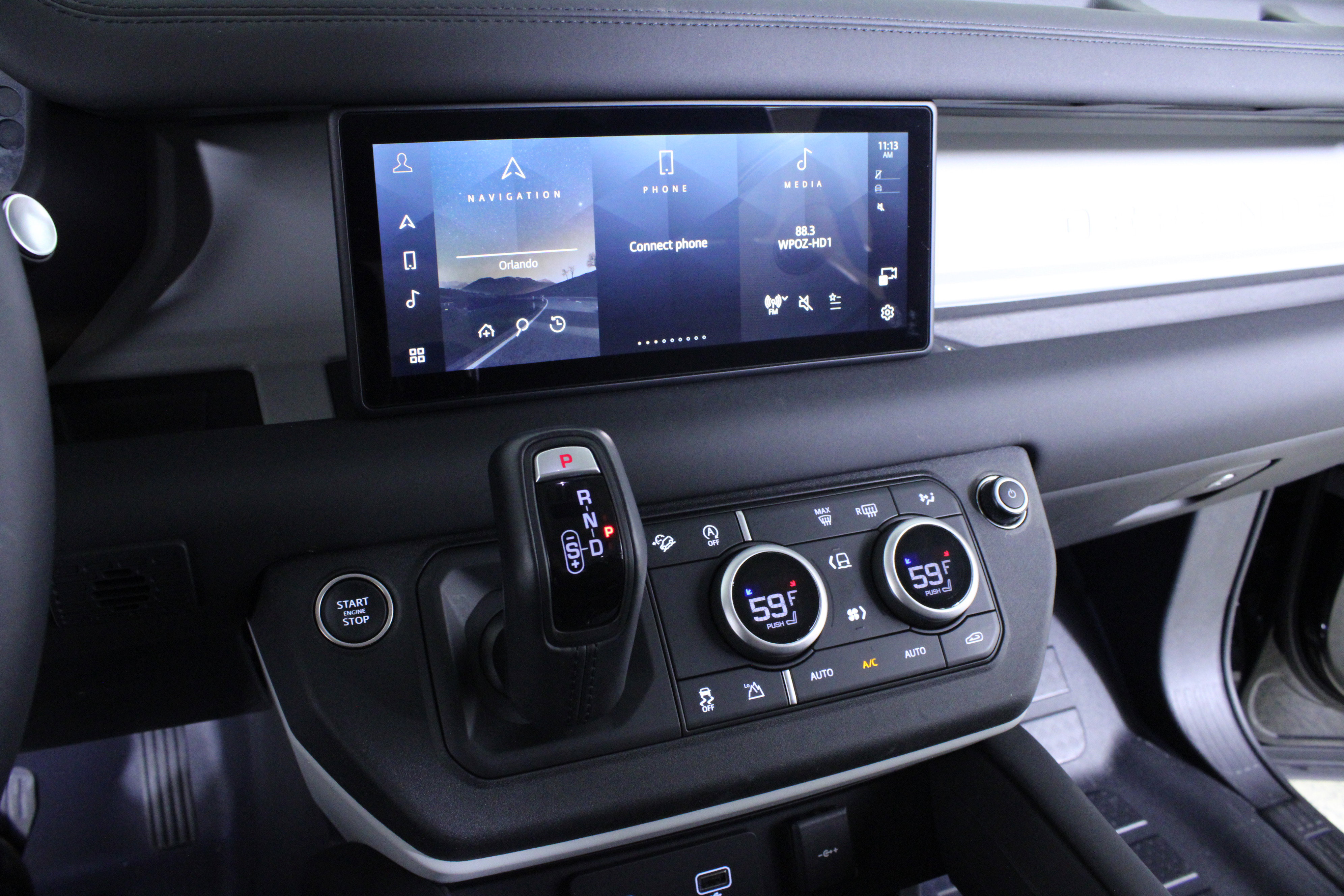 Used 2024 Land Rover Defender 110 S image 25