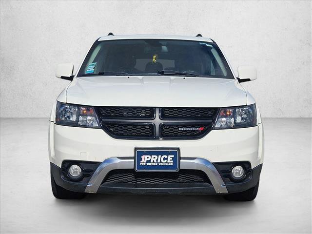Used 2019 Dodge Journey Crossroad FWD video 2