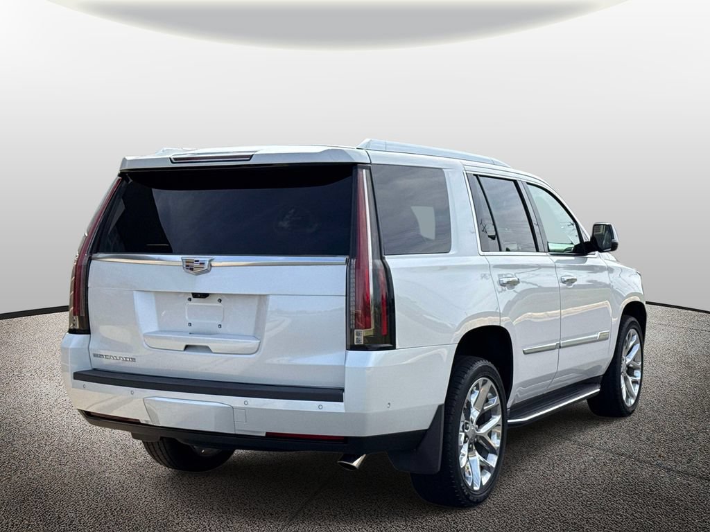 Used 2019 Cadillac Escalade Premium Luxury AWD/4WD image 2