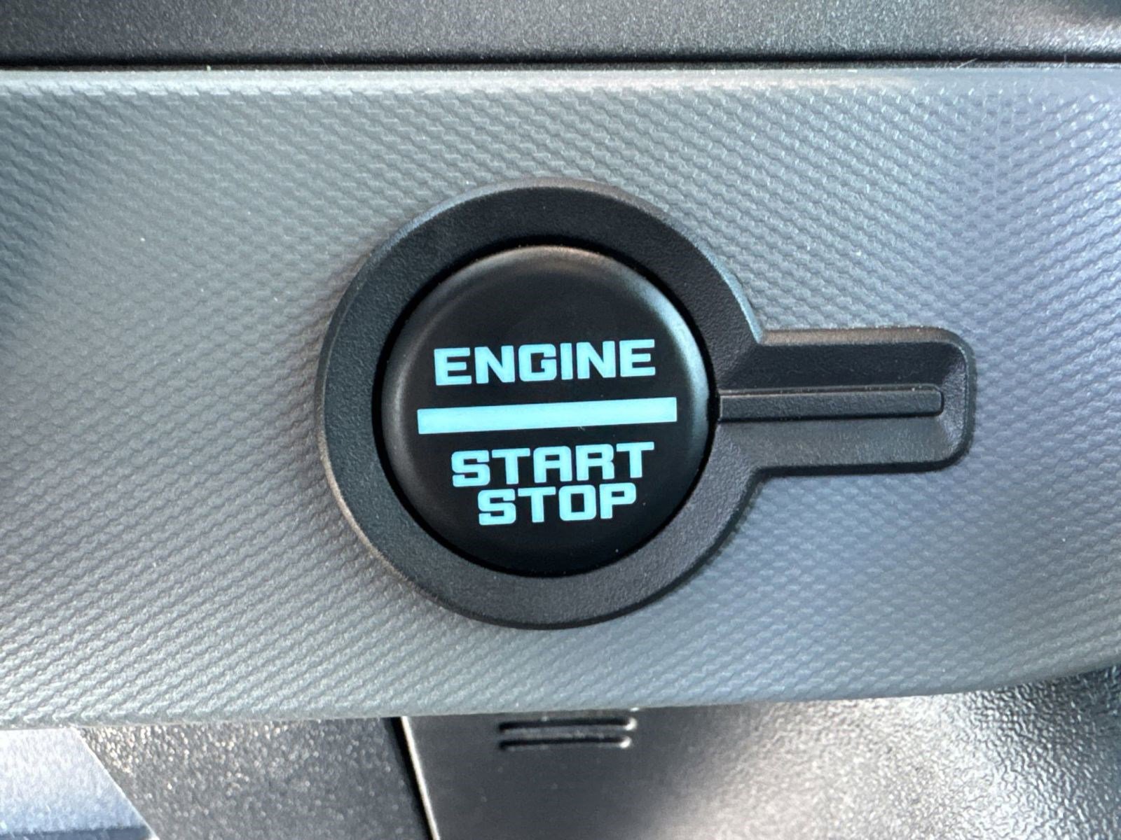 Used 2024 Ford Bronco Black Diamond image 25