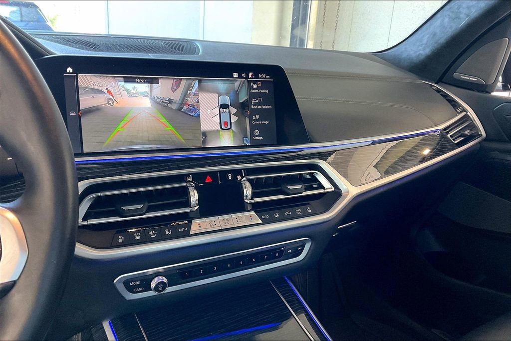 Used 2021 BMW X7 M50i w/ Cold Weather Package AWD/4WD image 10