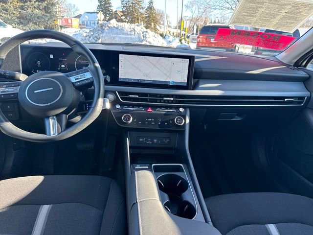 Certified 2024 Hyundai Sonata SEL w/ Convenience Package image 22