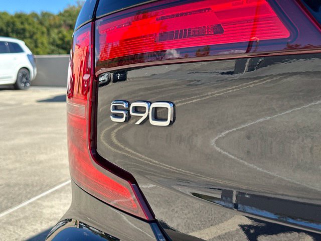 Used 2017 Volvo S90 T6 Inscription w/ Vision Package AWD/4WD image 36