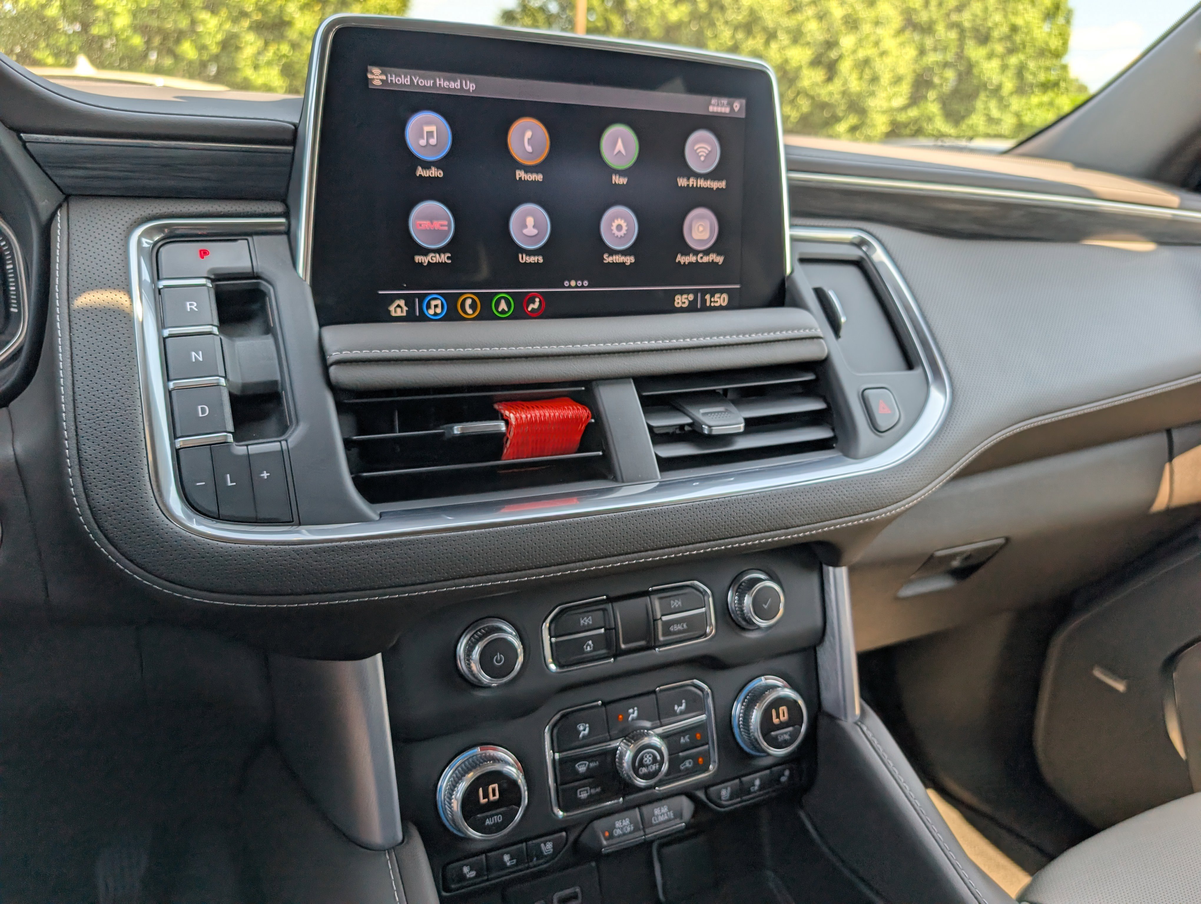 Used 2021 GMC Yukon XL SLT w/ SLT Premium Package image 24