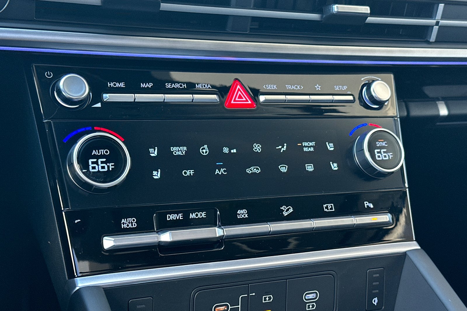 New 2027 Hyundai Santa Fe Limited AWD/4WD image 20