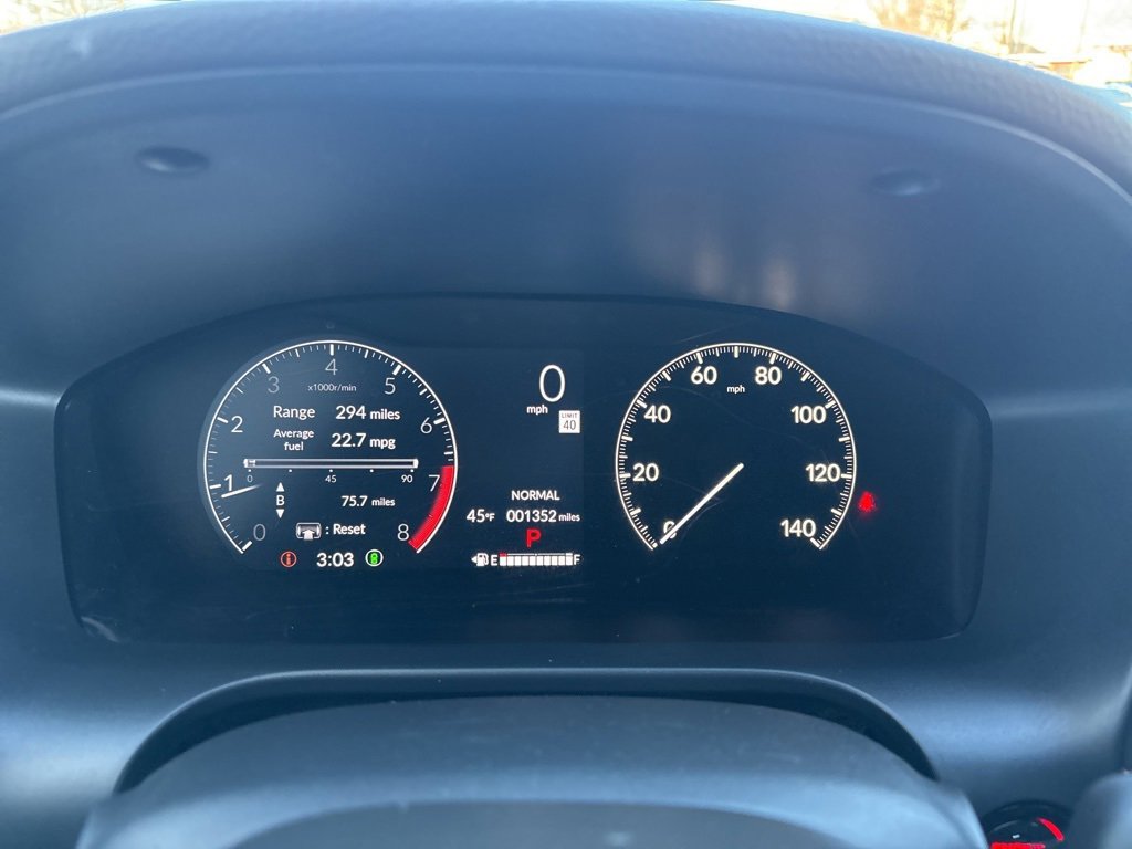 Used 2025 Honda HR-V Sport image 17