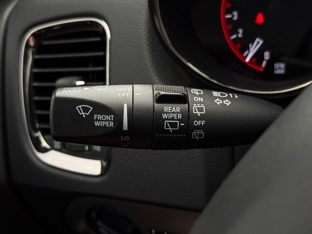 Used 2020 Dodge Durango R/T w/ Technology Group AWD/4WD image 25