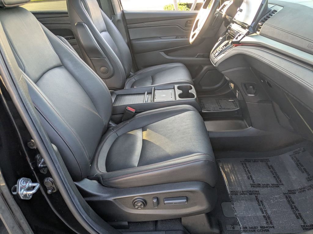 Used 2025 Honda Odyssey Sport-L image 31