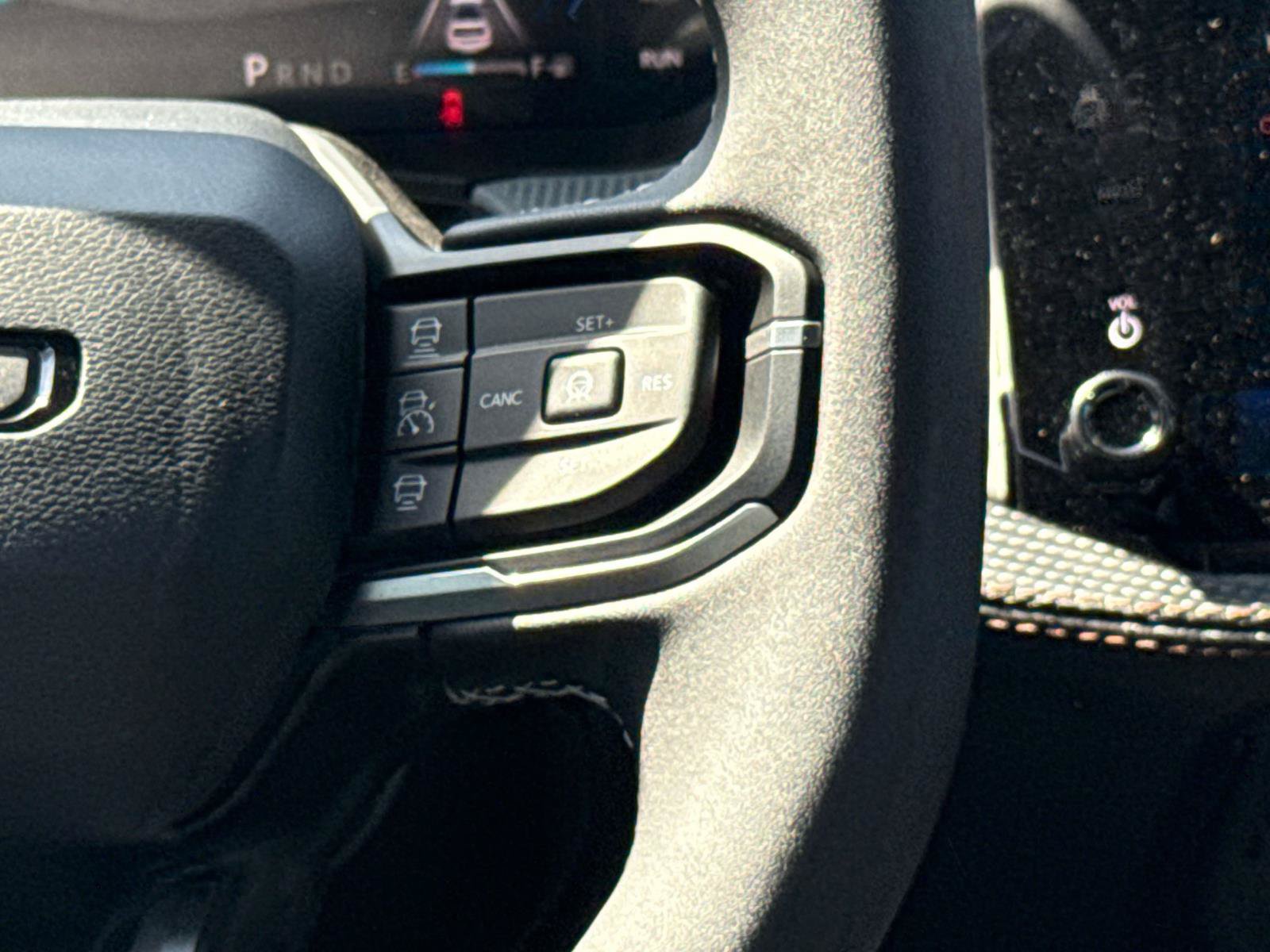 New 2026 Jeep Cherokee Limited AWD/4WD image 16