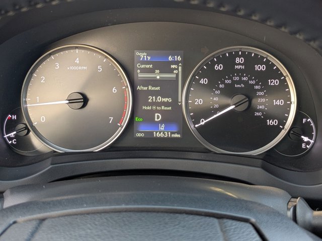 Used 2024 Lexus IS 300 w/ Comfort Package RWD image 11