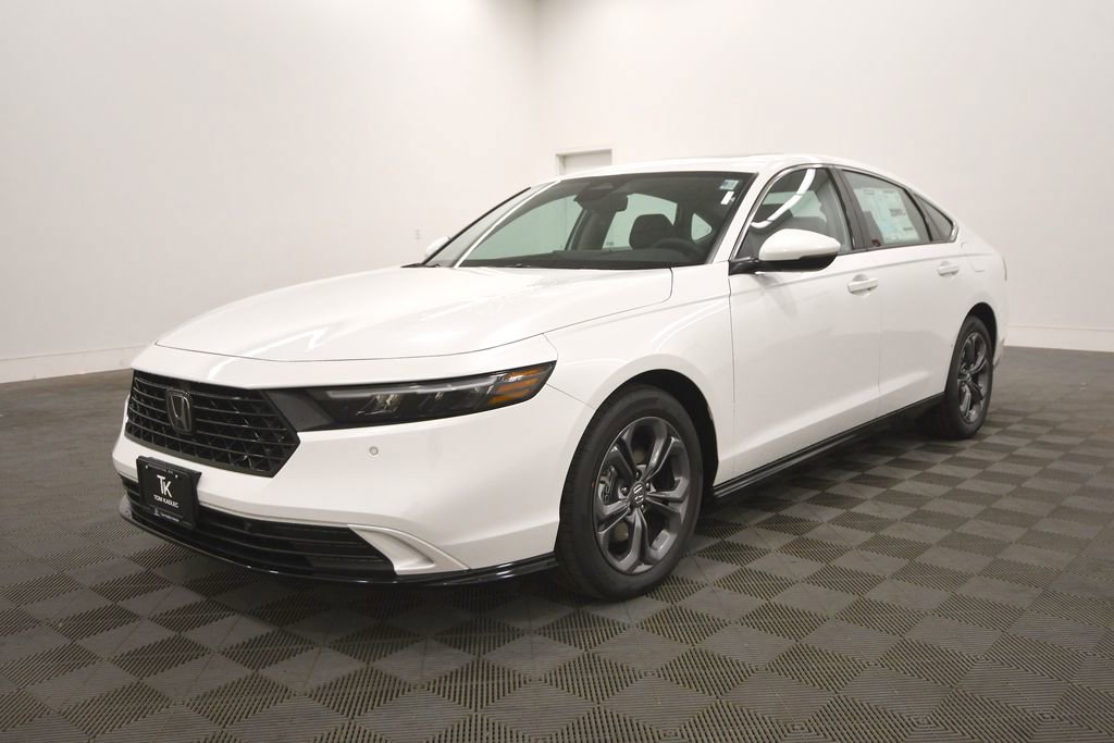 New 2026 Honda Accord EX-L image 2