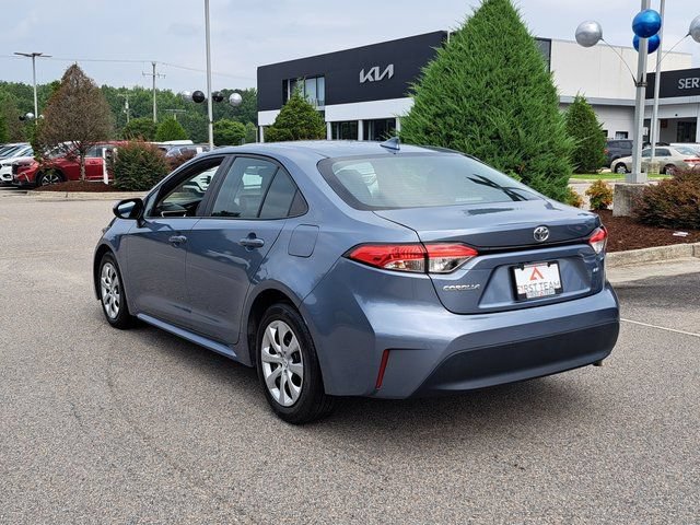 Used 2023 Toyota Corolla LE FWD image 7