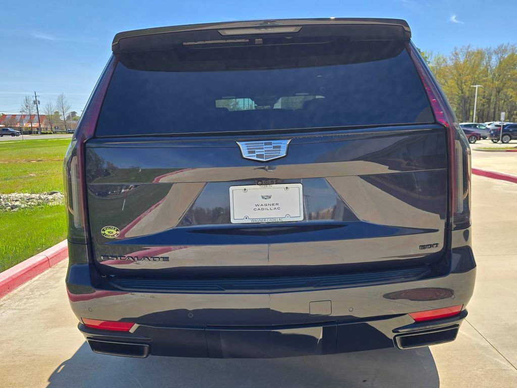 Used 2023 Cadillac Escalade Sport w/ Touring Package RWD image 4