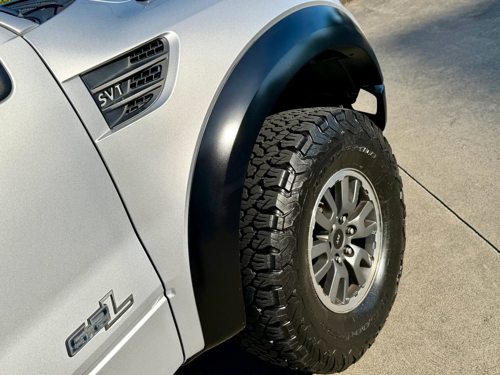 Used 2011 Ford F150 Raptor w/ Raptor Luxury Pkg AWD/4WD image 20