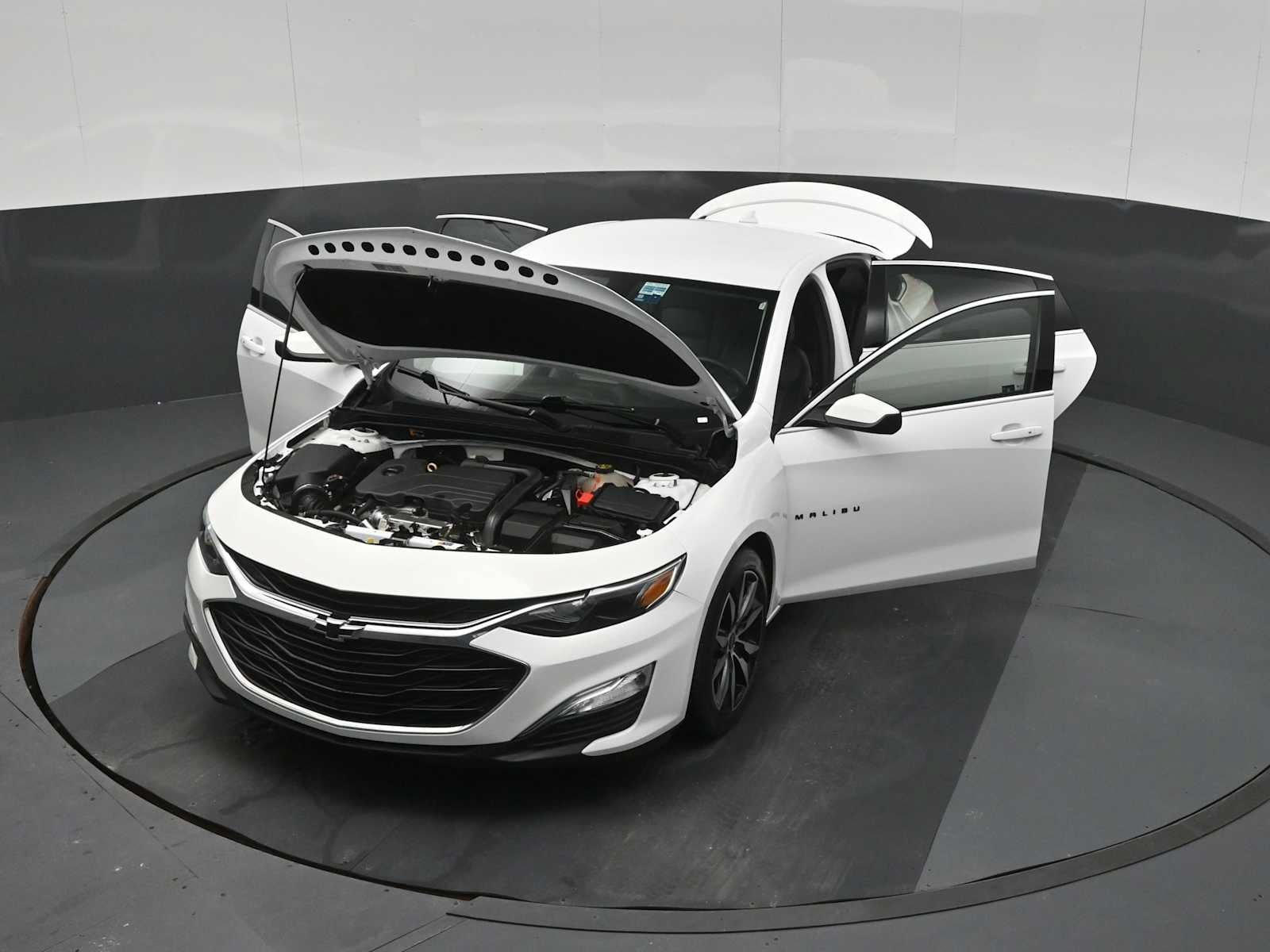 Used 2021 Chevrolet Malibu RS FWD image 27