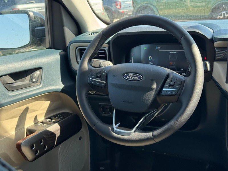 New 2026 Ford Maverick Lariat AWD/4WD image 8