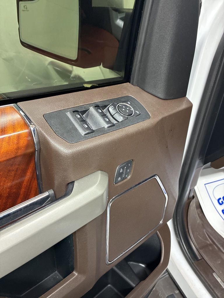 Used 2019 Ford F150 King Ranch image 11