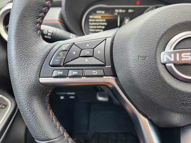 Used 2024 Nissan Versa SR image 31
