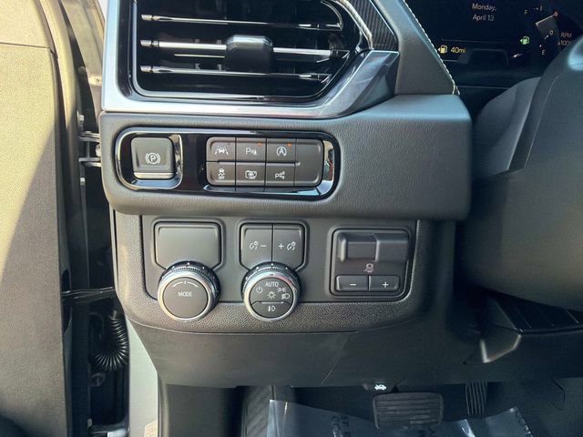 New 2026 GMC Yukon Elevation w/ Elevation Premium Package image 30