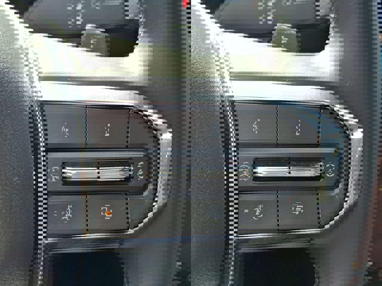 Used 2026 GMC Terrain Elevation image 24